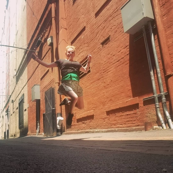 Meet your Posher, Kerry - Picture 2 of 6